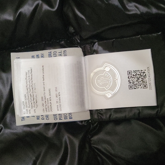 Moncler Ghany vest - Picture 3 of 6